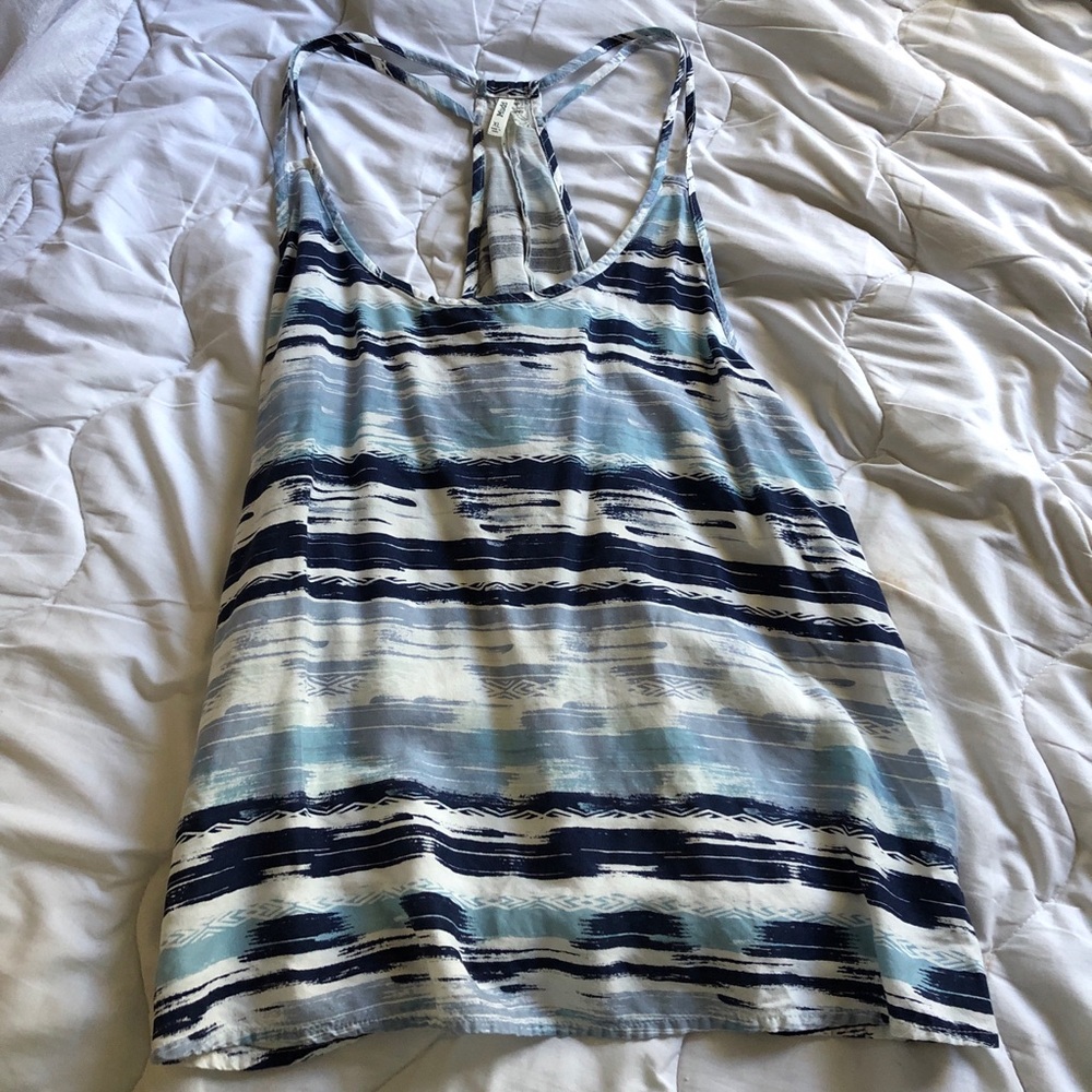 MUDD blue/white tank